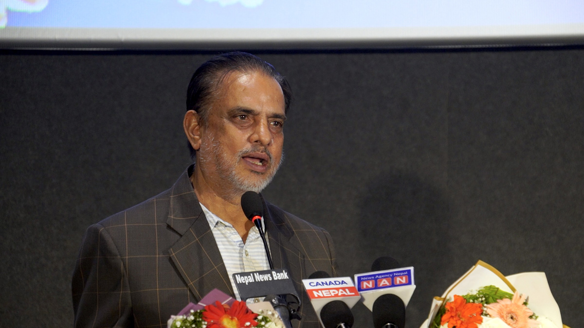 समयलाई चिन्न सके कामसँगै दाम पछि लागेर आउँछ : हरिवंश आचार्य 